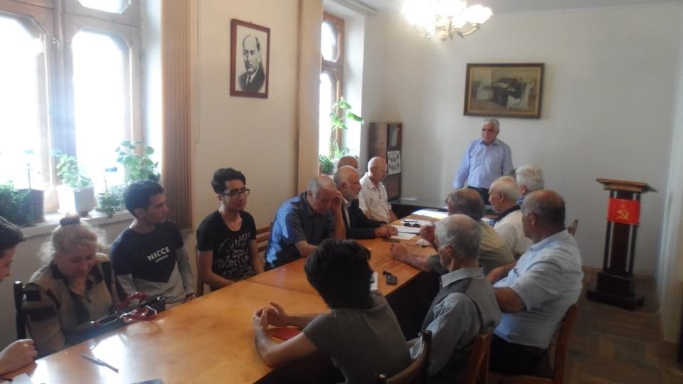 partiyanin-qerargahinda-novbeti-iclas